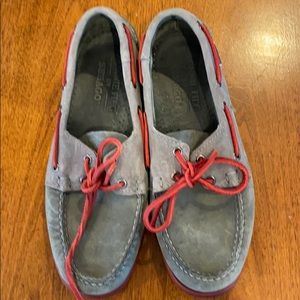 Men 8 Sebago shoes